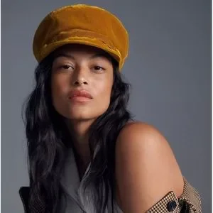 Anthropologie | Accessories | Anthropologie Velvet Bakersboy 